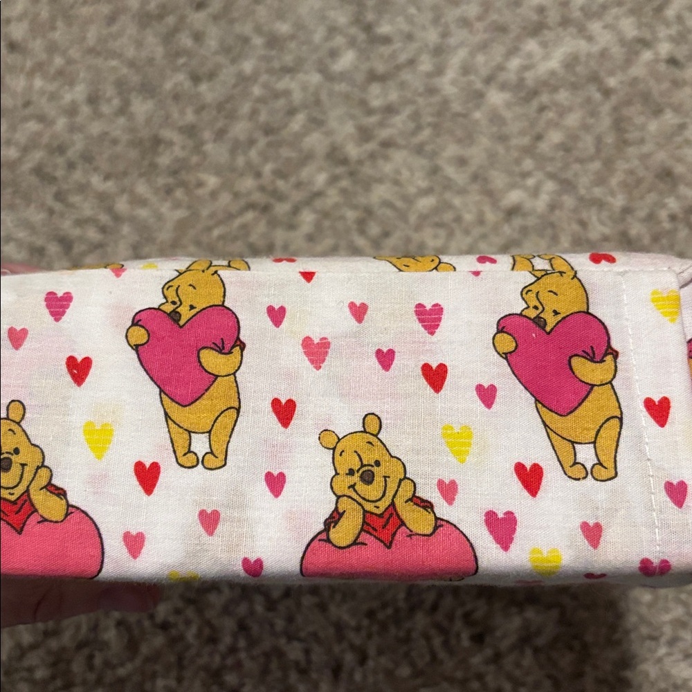 NWT Winnie the Pooh Heart Valentines Twin Sheet Set - Picture 4 of 4